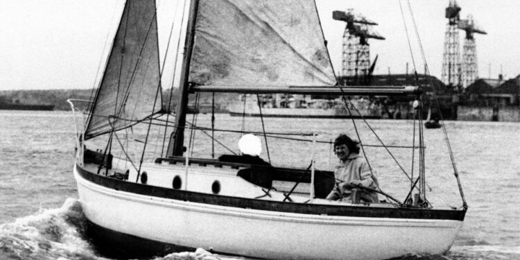 La escala en Vigo de Ann Davison, pionera mundial de la vela