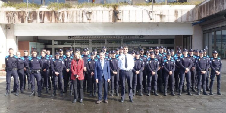 Caballero, sobre la Policía tras formarse en atención a mayores y personas con demencia: «La mejor que nunca hubo en la ciudad»