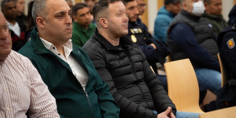 Santórum renuncia a la última palabra en el juicio del Karar y dice haber «perdido la fe»