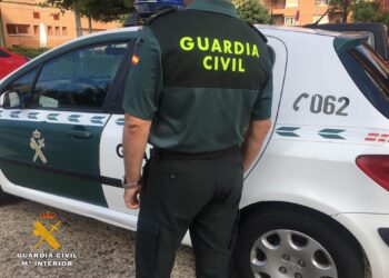 Un operario descubre huesos humanos en una finca de Soutomaior