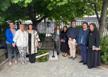 «Siempre con nosotros, aunque sin vosotros»: homenaje en Terranova a las víctimas del ‘Pitanxo’