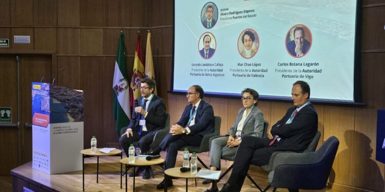 El Puerto de Vigo expone en Algeciras su caso de éxito
