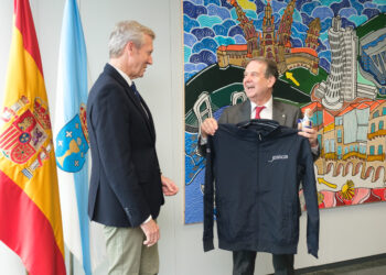 «Con quien tiene que firmar Rueda la prioridad del AVE Vigo-Oporto es con Ayuso»