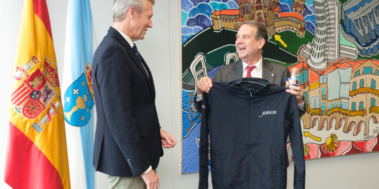 «Con quien tiene que firmar Rueda la prioridad del AVE Vigo-Oporto es con Ayuso»