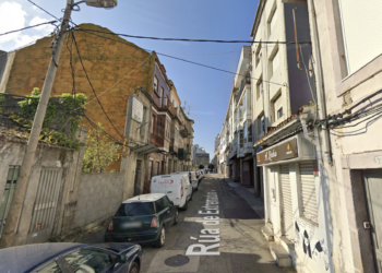 Declarados dos incendios en viviendas en el barrio de Teis