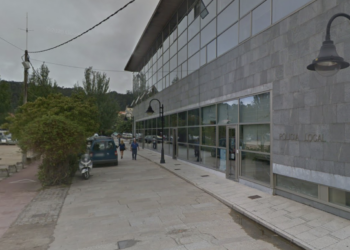Investigan en Cangas un altercado con bates y armas de fogueo