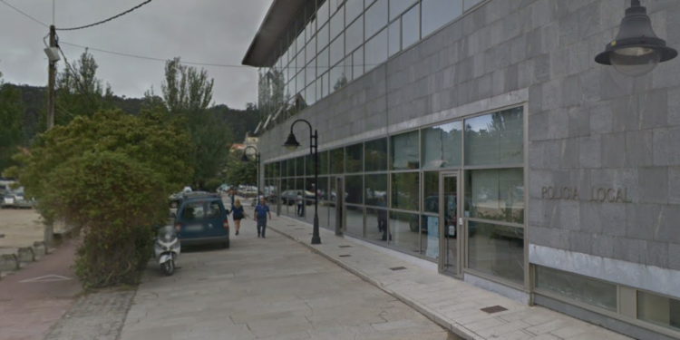 Investigan en Cangas un altercado con bates y armas de fogueo