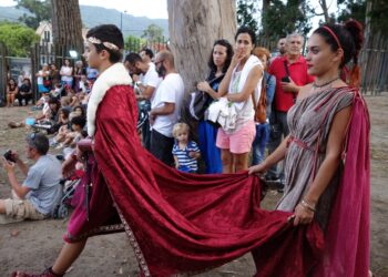 Comienzan los ‘viajes en el tiempo’ en la Villa Romana de Toralla