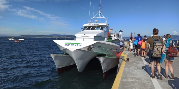 La Isla de Ons cuelga el cartel de completo