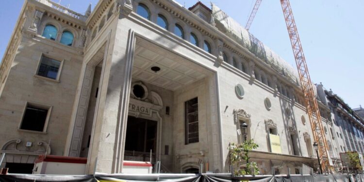 La Diputación ‘amarra’ la compra del Teatro Cine Fraga