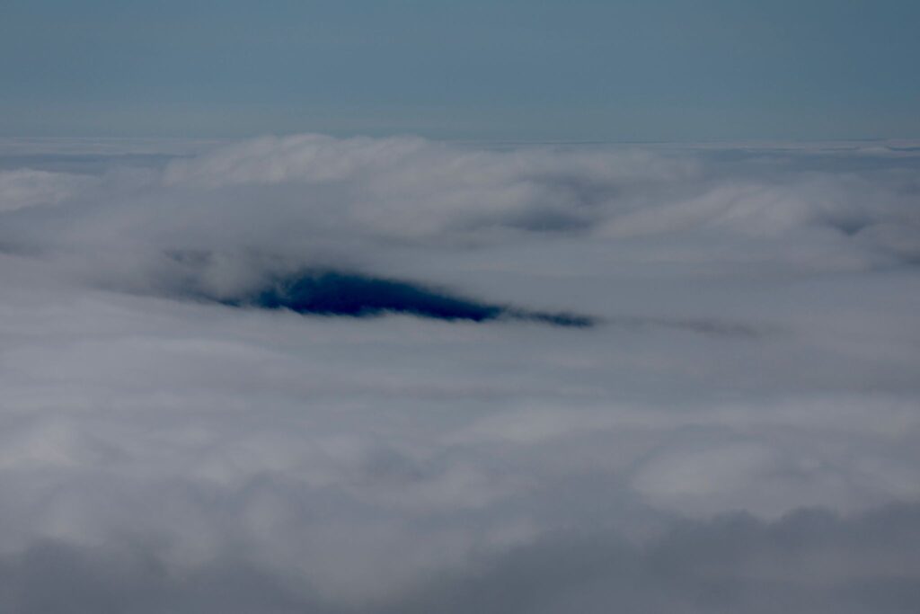 niebla en pleno verano sobre Vigo