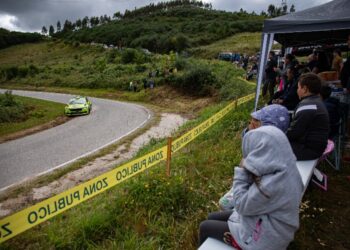 Duelo de titanes en el Rallye Rías Baixas