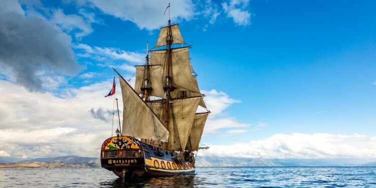 La fragata Shtandart, otra víctima de la guerra de Ucrania: sin puerto y con problema de víveres