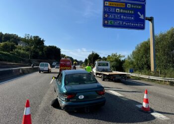 Nuevo siniestro en la A-55: choca contra un vehículo averiado al no conseguir esquivarlo