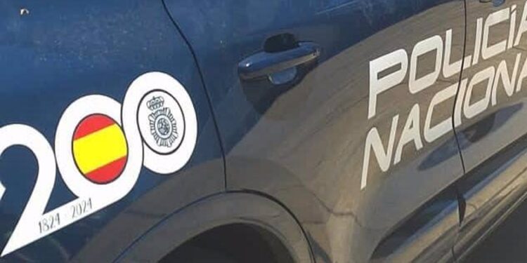 Hallan el cadáver de un hombre en un piso de Vigo