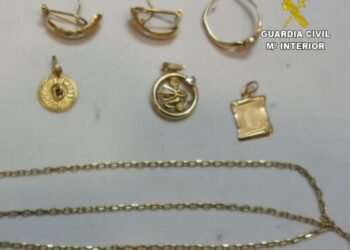 Arrestada una mujer tras robar en viviendas de Moaña