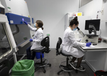 A Xunta financia a actividade científica de 33 grupos e proxectos de investigación da UVigo