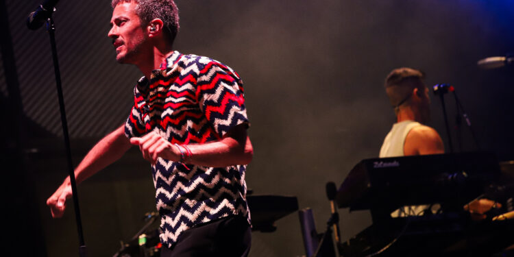 Castrelos baila hasta el apagón con Vetusta Morla