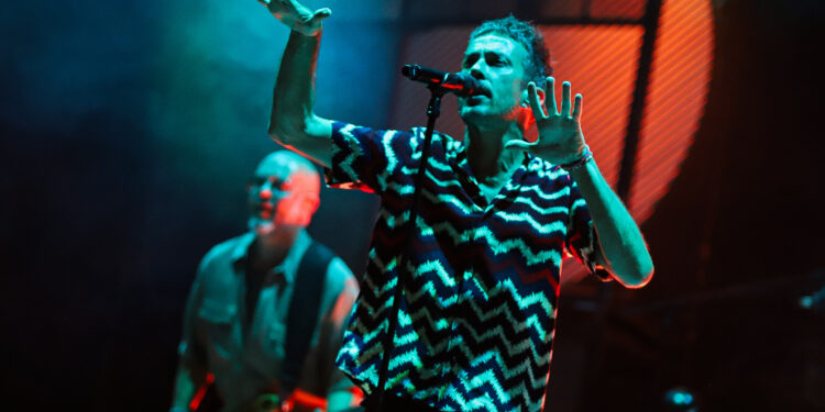 Castrelos baila hasta el apagón con Vetusta Morla