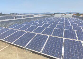 El Cunqueiro será más sostenible tras sumar 5.400 placas solares