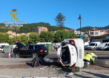 Equipos especializados de la Guardia Civil investigan los accidentes mortales de Marín y Cangas