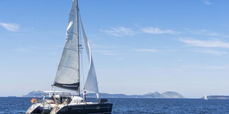 Ofrecen nuevas experiencias de astroturismo náutico a bordo del catamarán Orion