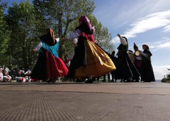 Deporte e música se dan cita na Semana Cultural de Randufe
