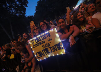 Castrelos vive una noche mágica al ritmo de Melendi