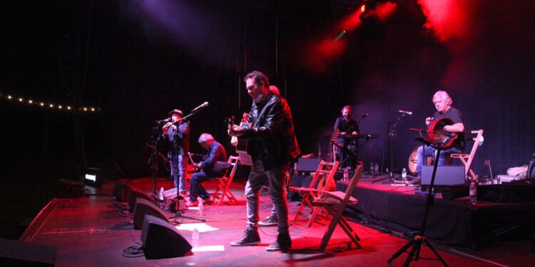 Milladoiro regresa a Nigrán para celebrar 45 años de música en el Chandefolk