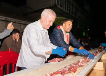 Un bocata de 20 metros da el pistoletazo de salida a la Feira do Xamón