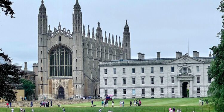 Abel Caballero es recordado en Cambridge