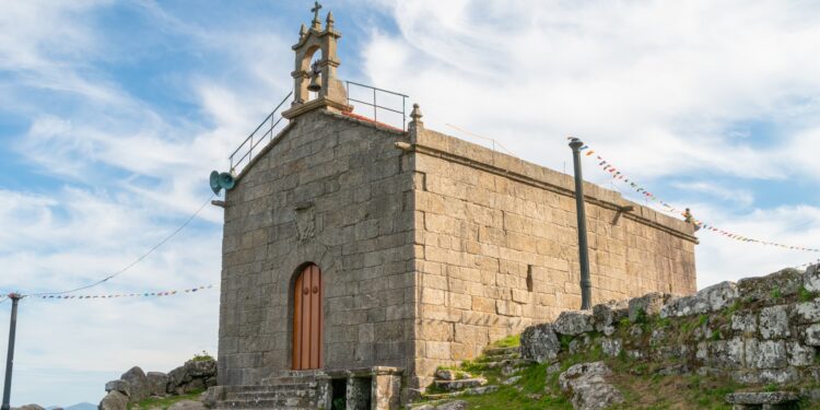 Devoción y tradición en la Romaría da Virxe do Alba