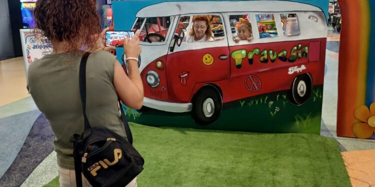 Vigo se llena de paz y amor gracias a Teis Hippie Fest