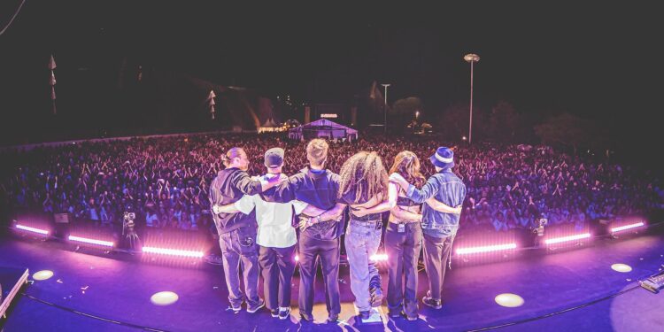 Unos 19.000 asistentes certifican el éxito del Río Verbena Fest