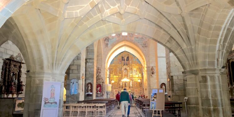 Mosteiro de Santa María de Oia
