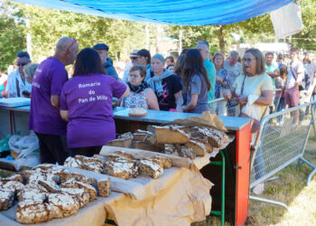 La Romaría do Pan de Millo llena Cabral de sabor y tradición
