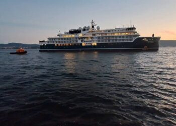 El crucero de expedición SH Diana hace escala en Vigo