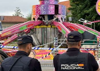 Matamá honra la memoria del joven fallecido en el «saltamontes» mientras continúa la investigación policial