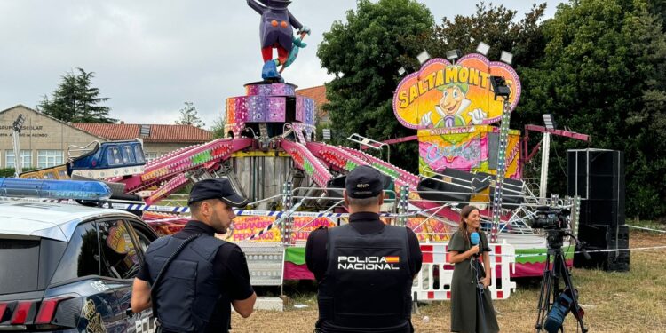 Matamá honra la memoria del joven fallecido en el «saltamontes» mientras continúa la investigación policial