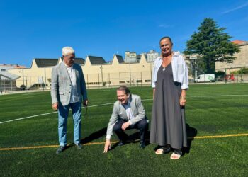 Ya hay fecha para la puesta en servicio del campo de fútbol y de hockey de As Travesas