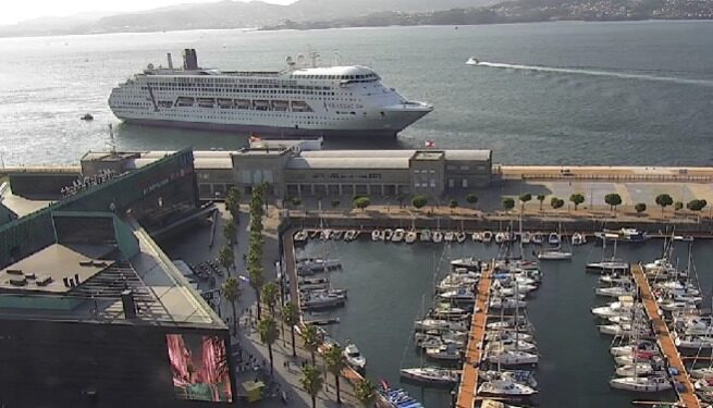 El Ambience regresa a Vigo tras una emergencia médica