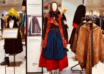 Los trajes y piezas ancestrales que reivindican la identidad de Galicia