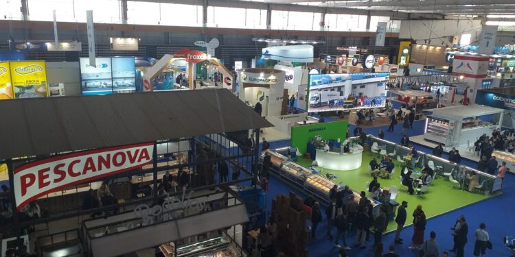 Conxemar amplía su plan de tráfico y dispondrá de 1.000 plazas de parking en Peinador