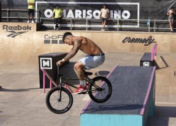 O Marisquiño enciende Vigo con adrenalina y música
