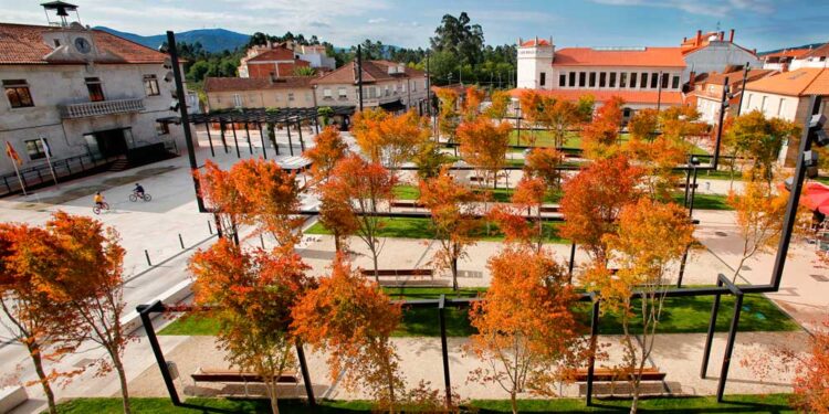 La revista Viajar elimina el listado de los pueblos más feos de España entre los que incluyó a Tomiño