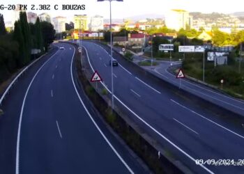 Herido un motorista tras impactar contra la mediana de la VG-20