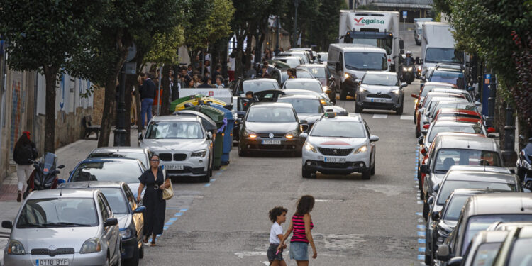 Obras en una treintena de centros y protestas marcan la vuelta al cole en Vigo
