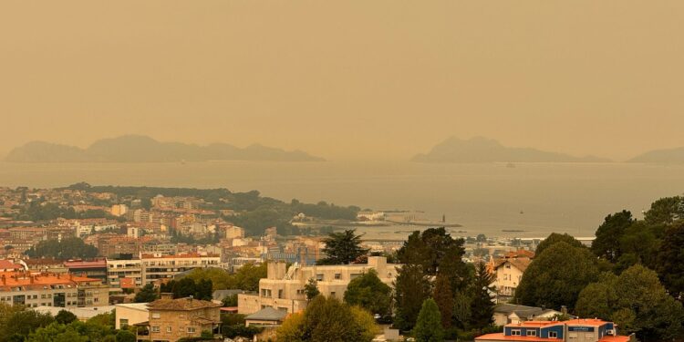 Un barrio de Vigo, en nivel rojo por mala calidad del aire tras los incendios de Portugal