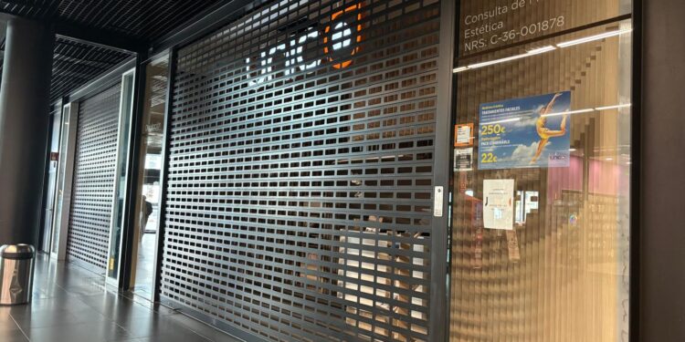 Centros Único baja la persiana de su último local en Vigo