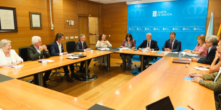 La Xunta busca nuevas vías de colaboración con la Federación de Usuarios del Puerto de Vigo